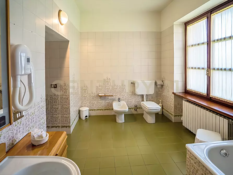 Immagine 3 di Villa in vendita  in Via Adige 25 a Brentino Belluno