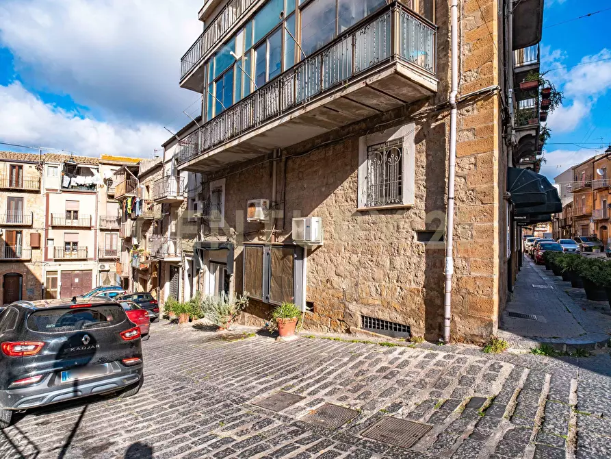 Immagine 61 di Casa semindipendente in vendita  in Via Giuseppe Mazzini 88 a Piazza Armerina