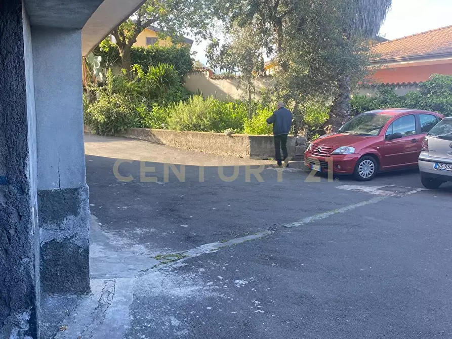 Immagine 8 di Garage in vendita  in Via Balatelle 11 a San Giovanni La Punta