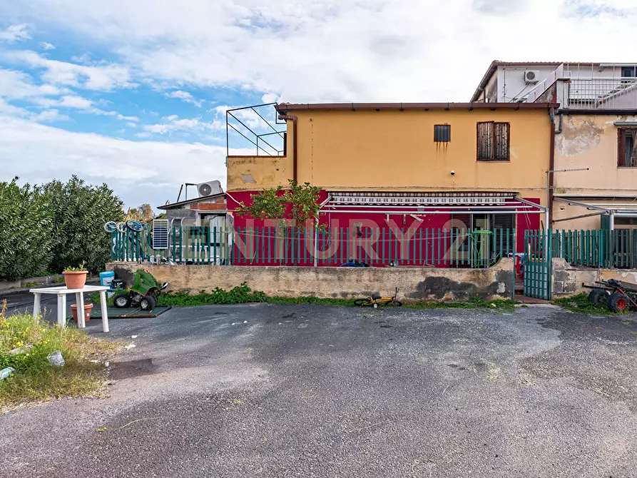 Immagine 6 di Casa semindipendente in vendita  in c.da san leonardo sottano a Carlentini