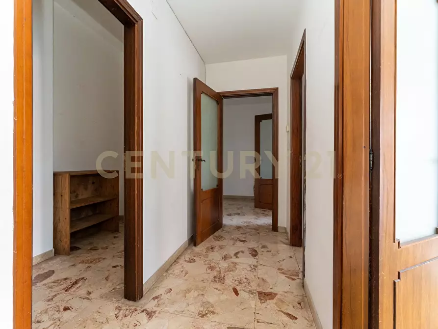 Immagine 20 di Quadrilocale in vendita  in Via Vincenzo Giuffrida 203 a Catania