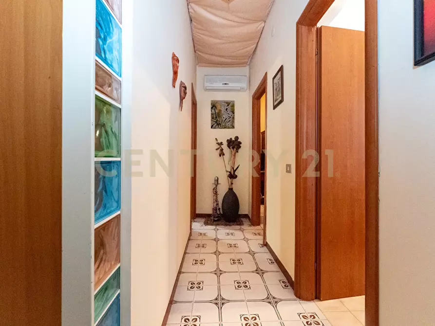 Immagine 19 di Trilocale in vendita  in Via del Sileno 2 a Giardini-Naxos