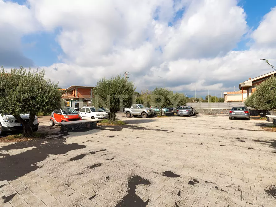 Immagine 57 di Villa in vendita  in Via Ruggero Leoncavallo 7 a Aci Sant'antonio