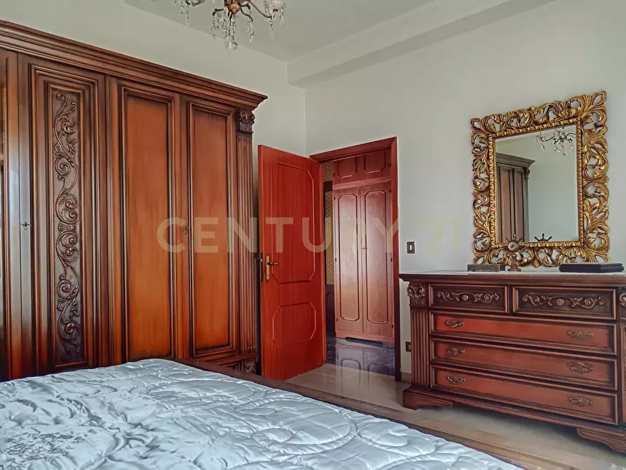 Immagine 14 di Quadrilocale in vendita  in Piazza Fratelli Cervi 10 a Abbadia San Salvatore