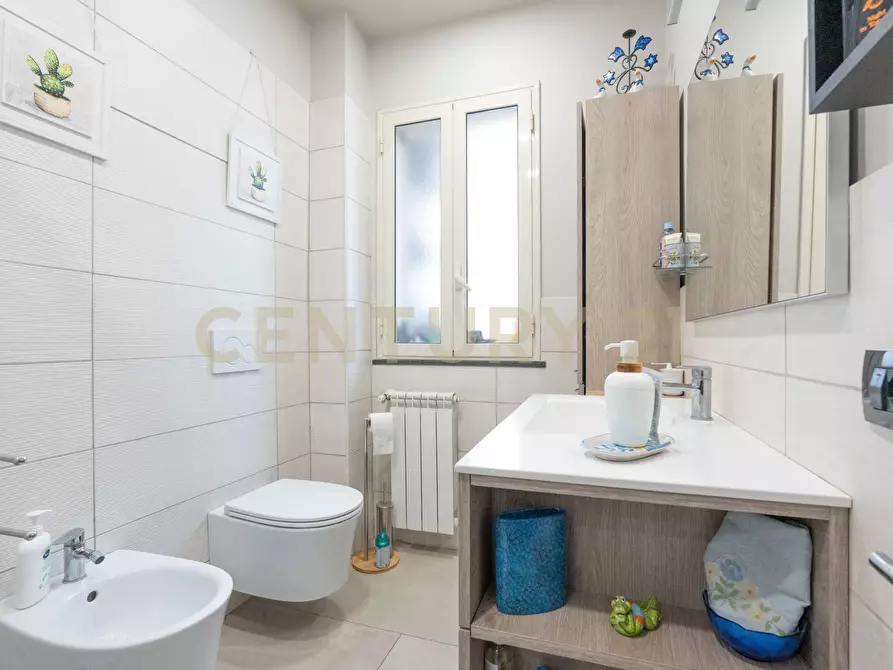 Immagine 17 di Casa bifamiliare in vendita  in Via A. di Sangiuliano 68 a Sant'agata Li Battiati