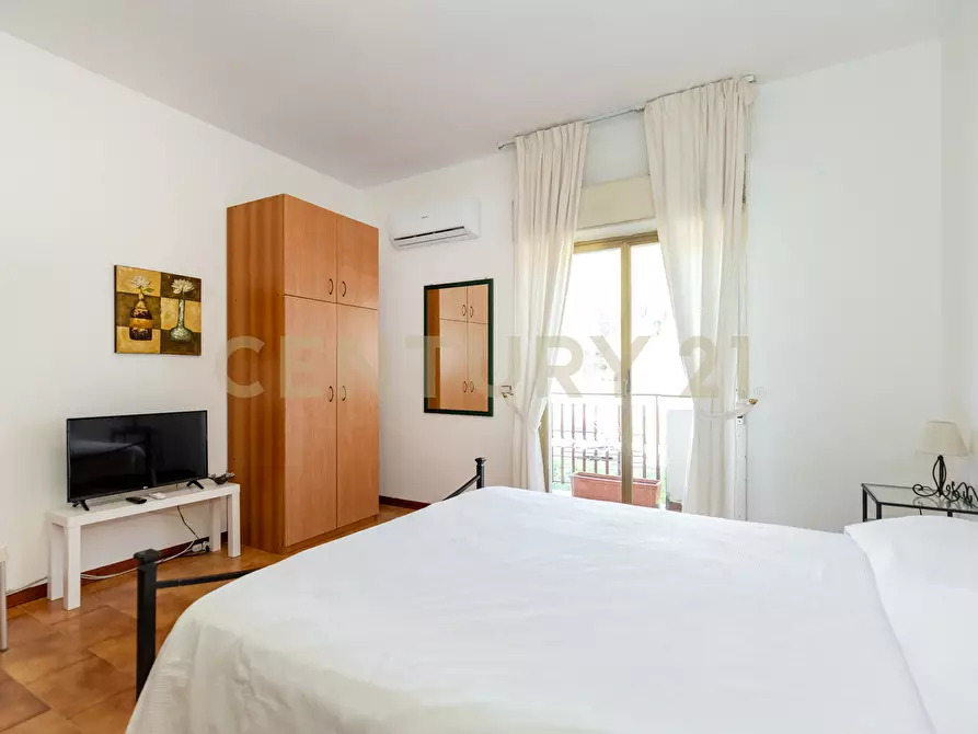 Immagine 21 di Quadrilocale in vendita  in Via Cavour 5 a Sant'alessio Siculo