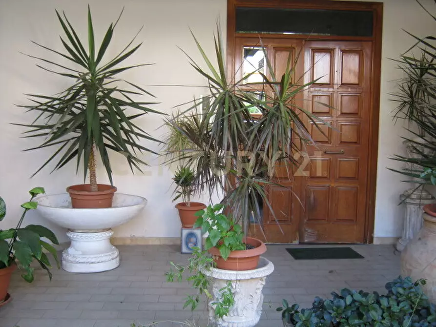 Immagine 4 di Villa in vendita  in Via Operai 14 a Pace Del Mela