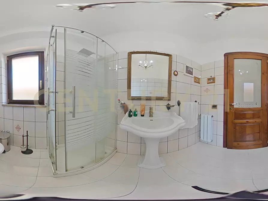 Immagine 51 di Casa indipendente in vendita  in Via Alessandria 80 a San Giovanni La Punta