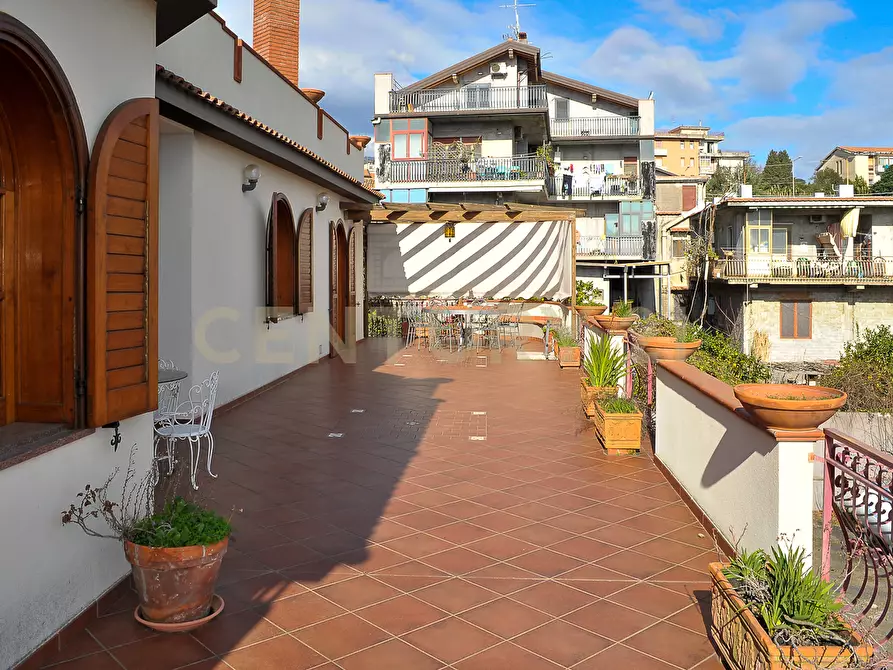 Immagine 11 di Villa in vendita  in Via Musumeci 47 a Giarre