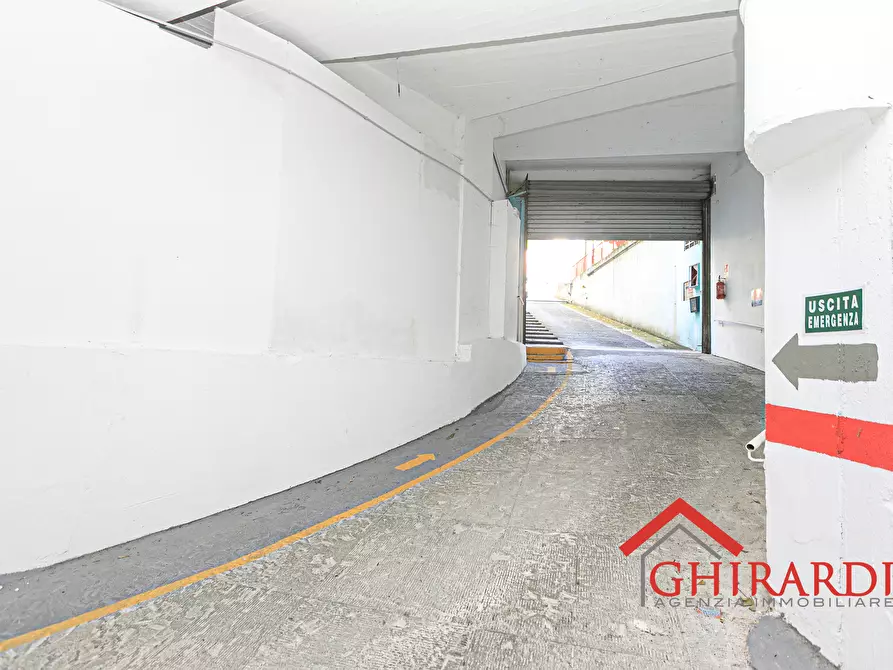 Immagine 7 di Garage in affitto  in VIA CHIARAVAGNA a Genova
