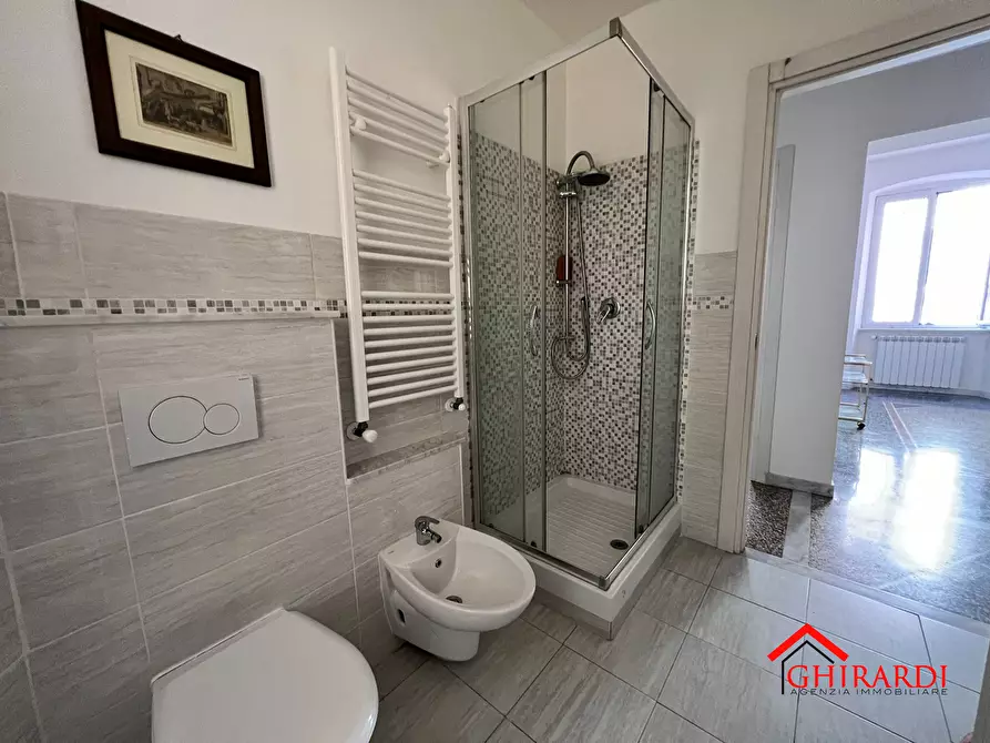 Immagine 12 di Bilocale in affitto  in VIA ANDREA DEL SARTO 21 a Genova