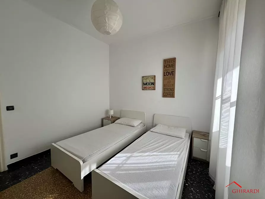 Immagine 11 di Trilocale in affitto  in VIA GIORDANO 96 a Genova