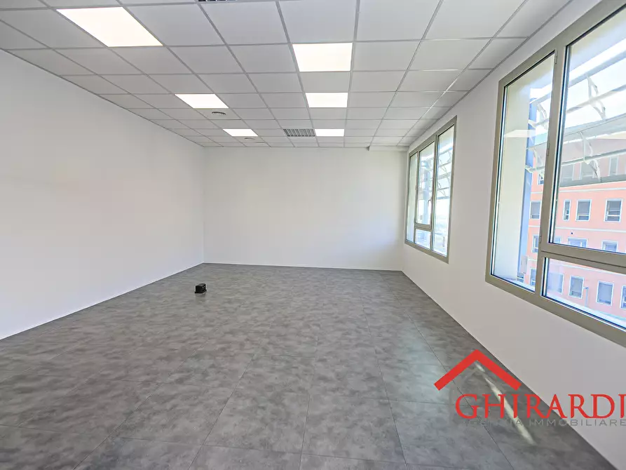 Immagine 23 di Ufficio in affitto  in Via Enrico Albareto 21 a Genova