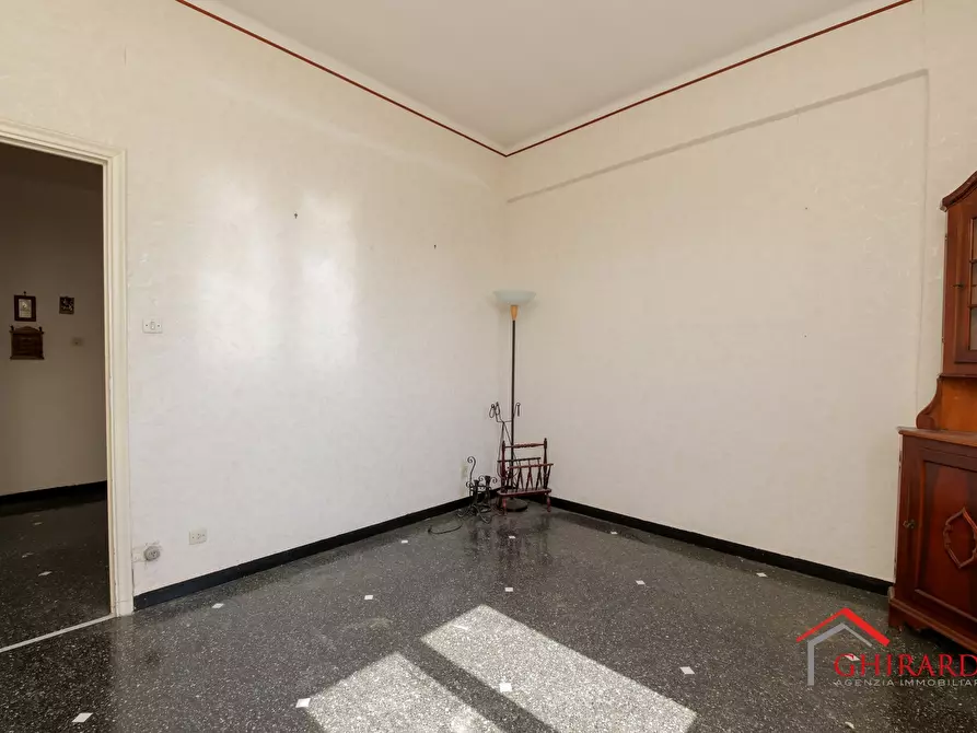 Immagine 5 di Trilocale in vendita  in Via Sant'Alberto 61A a Genova