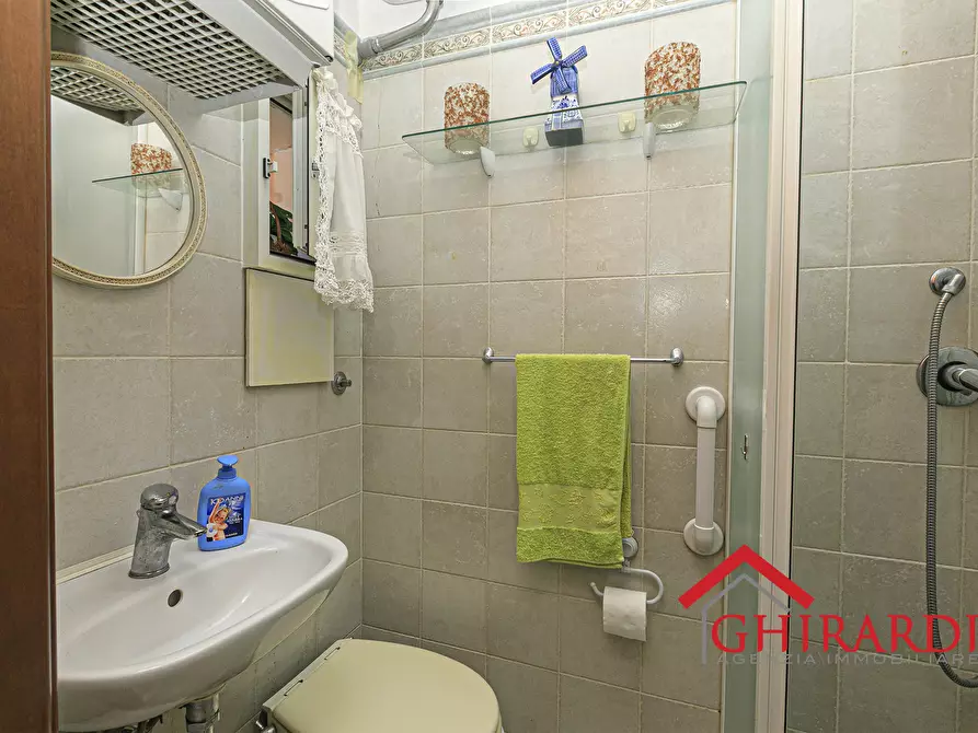 Immagine 18 di Bilocale in affitto  in PASSO CANTARENA 3 a Genova