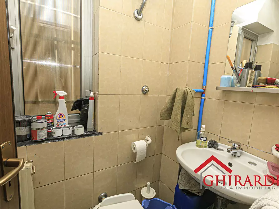 Immagine 16 di Showroom in affitto  in VIA PRA' 5 a Genova