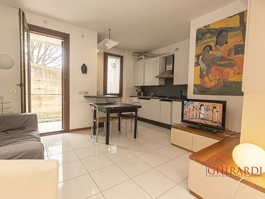 Immagine 1 di Bilocale in affitto  in VIALE VILLA GAVOTTI 43 a Genova