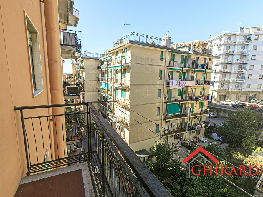 Immagine 30 di Trilocale in affitto  in VIA CANESI 56 a Genova