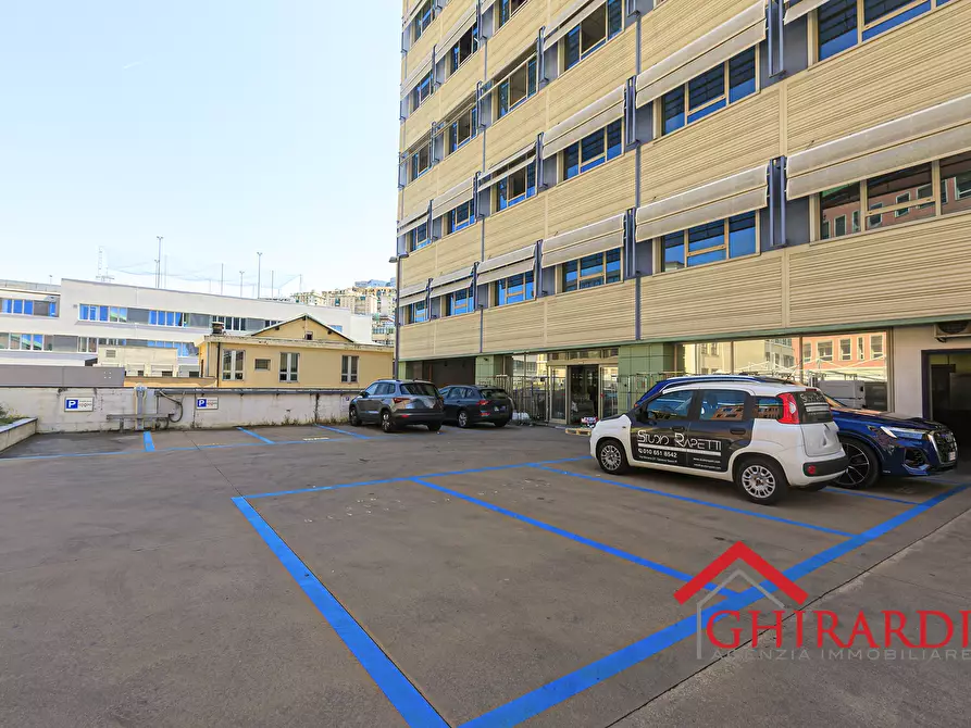 Immagine 38 di Ufficio in vendita  in Via delle Nuove Tecnologie Enrico Albareto 21 a Genova