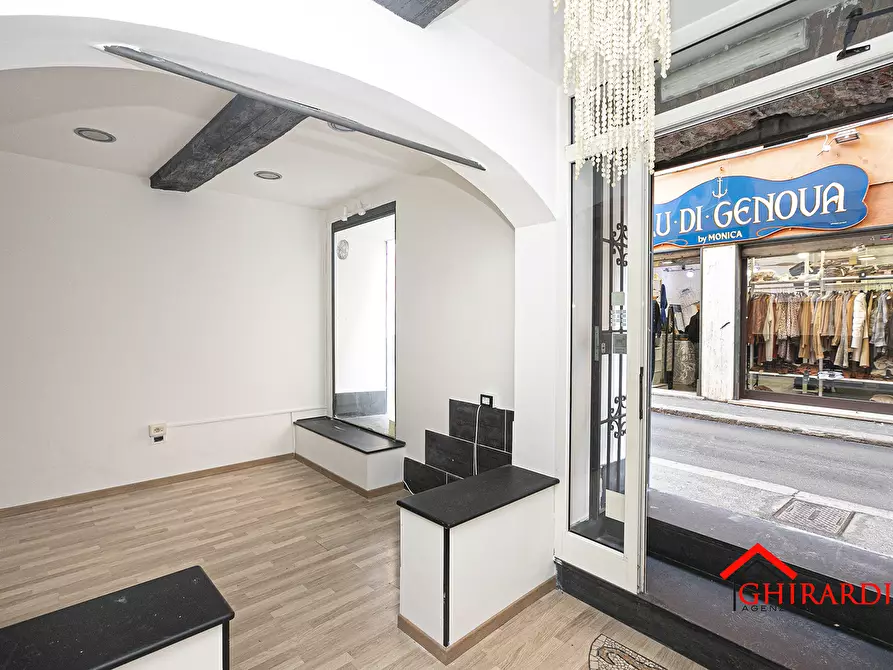 Immagine 5 di Locale commerciale in affitto  in VIA VADO 17R a Genova