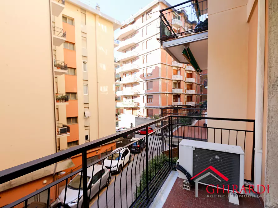 Immagine 25 di Trilocale in affitto  in VIA CANESI 56 a Genova