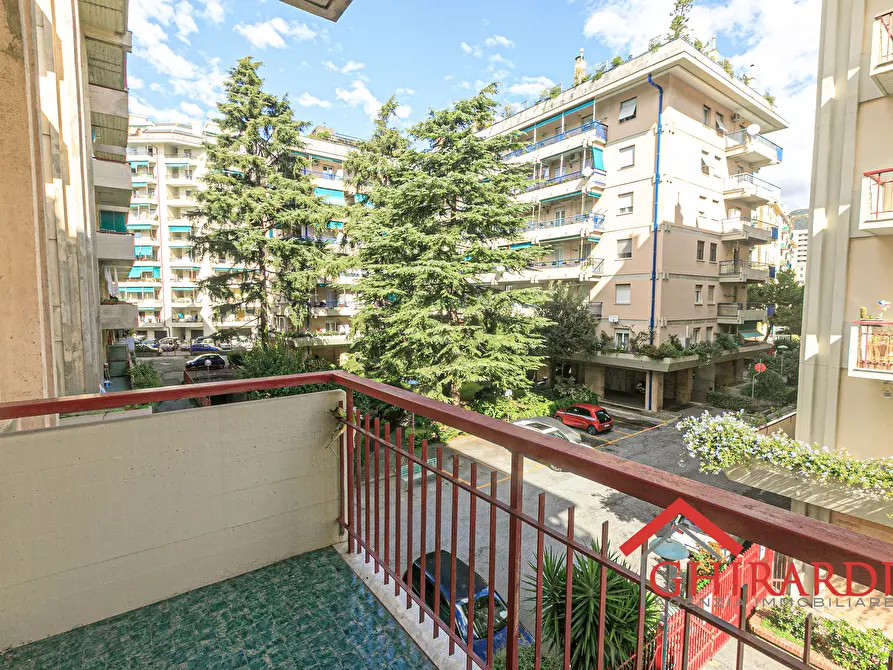 Immagine 35 di Quadrilocale in affitto  in Via Chiaravagna 8B a Genova