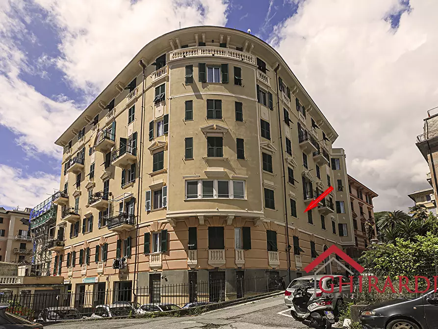 Immagine 1 di Pentalocale in vendita  in Via Sabotino 8 a Genova