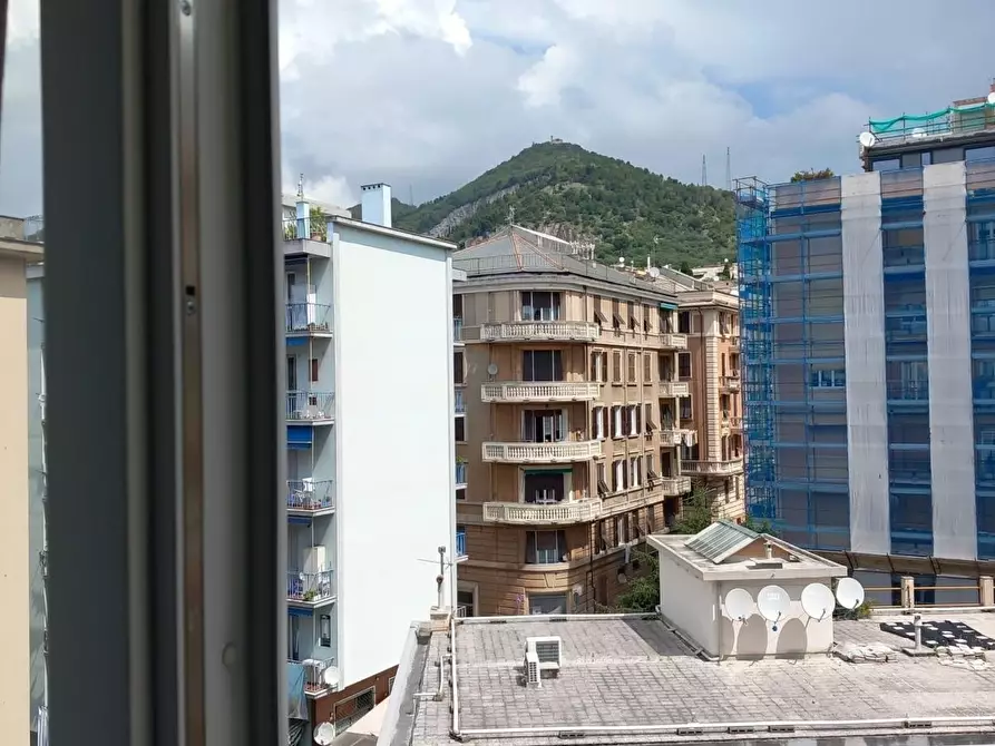 Immagine 23 di Bilocale in affitto  in VIA FOGAZZARO 9 a Genova