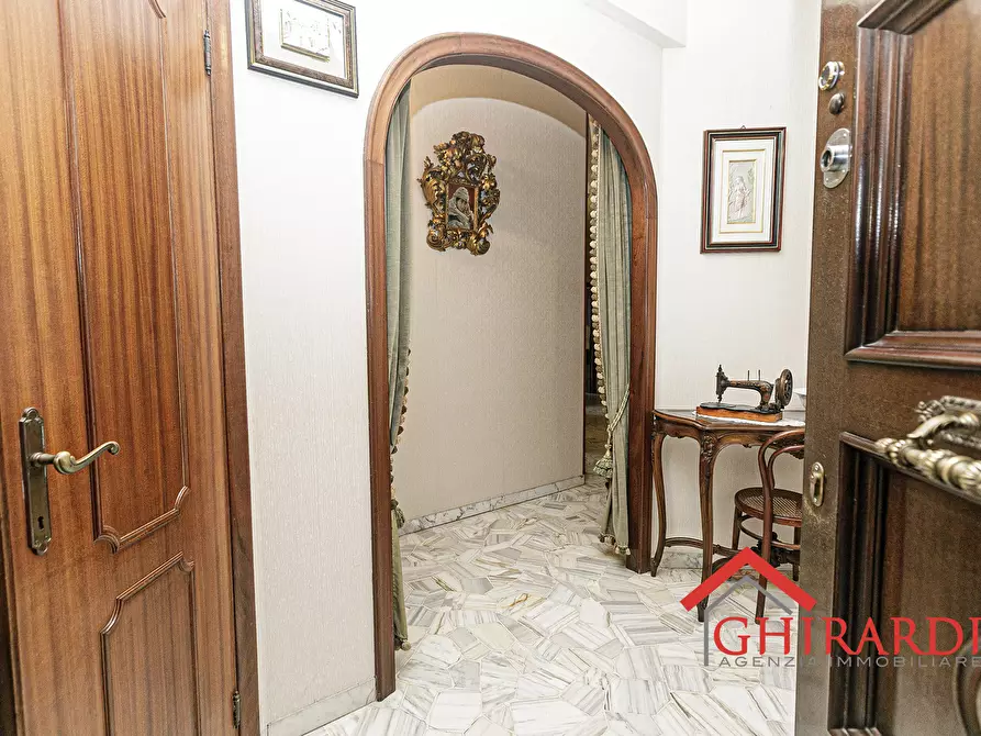 Immagine 2 di Quadrilocale in vendita  in Via Luigi Galvani 24 a Genova