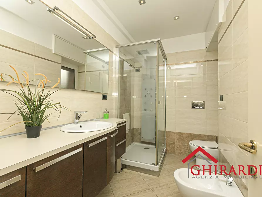 Immagine 27 di Trilocale in affitto  in Via Antonio Sant'Elia 190 a Genova