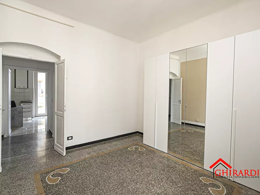 Immagine 27 di Trilocale in affitto  a Genova