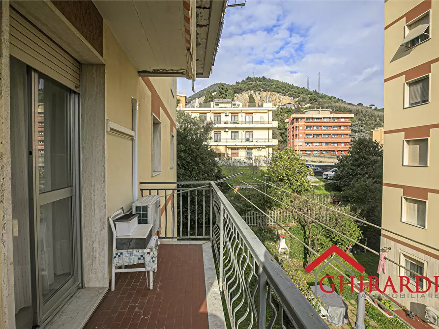 Immagine 29 di Quadrilocale in vendita  in VIA PAOLO TOSCANELLI 50 a Genova