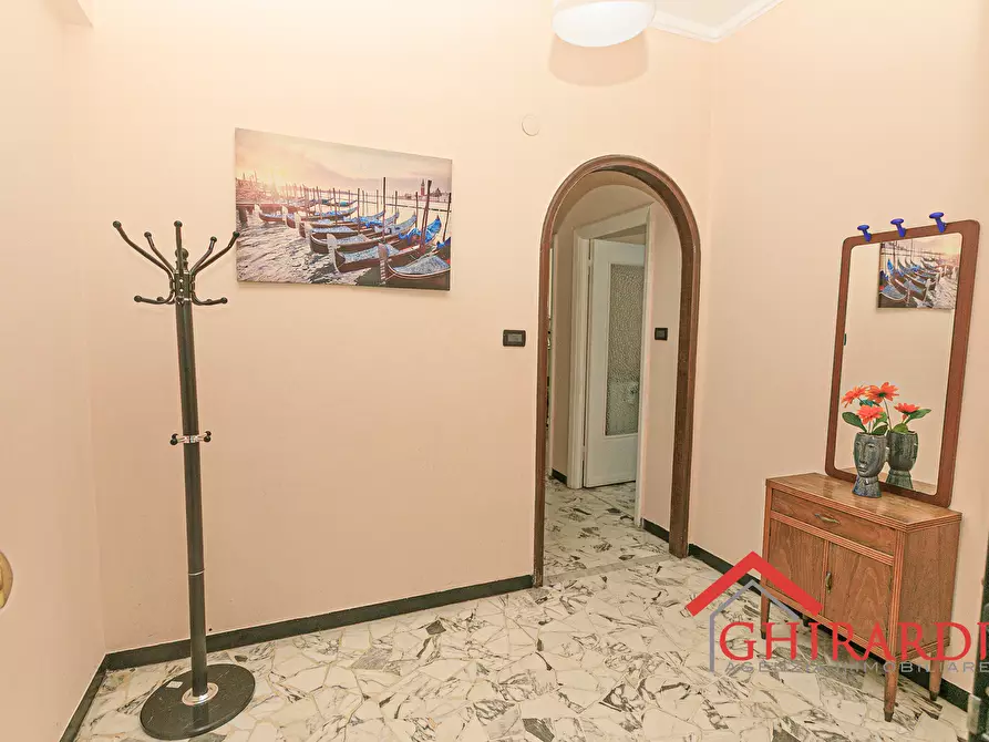 Immagine 2 di Trilocale in affitto  in Via Gino Capponi 9 a Genova