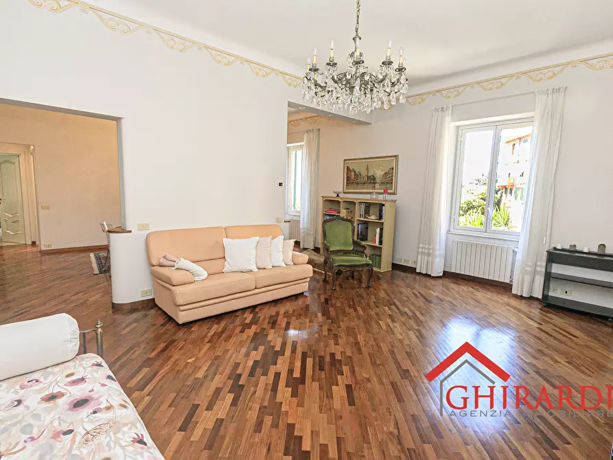 Immagine 7 di Trilocale in affitto  in VIA DON LUIGI PERRONE 23 a Genova