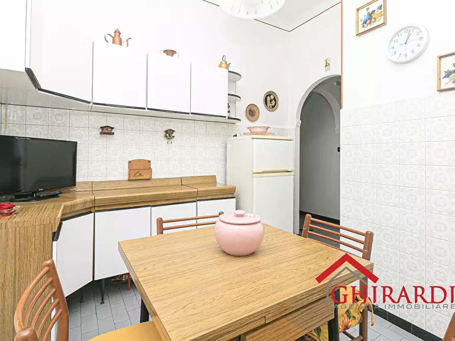 Immagine 13 di Trilocale in vendita  in Via Carlo Corsi 3 a Genova