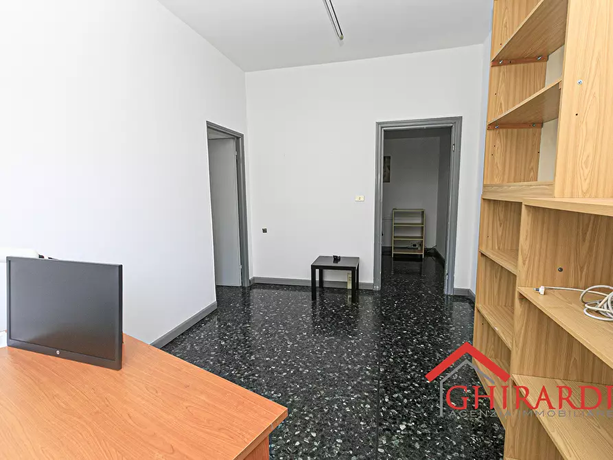 Immagine 13 di Ufficio in vendita  in VIA ERIDANIA 8 a Genova