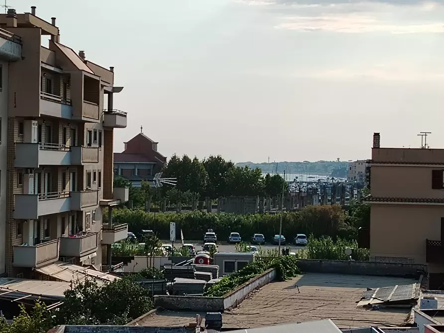 Immagine 26 di Quadrilocale in vendita  in Via dei Frassini 11 a Nettuno