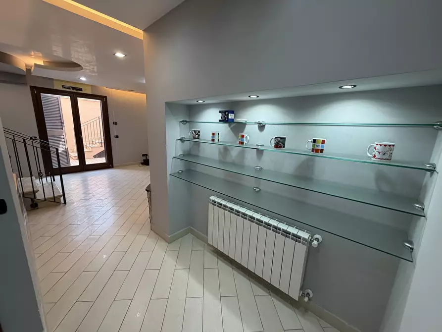 Immagine 17 di Villa in vendita  in Via Dora Baltea a Ardea