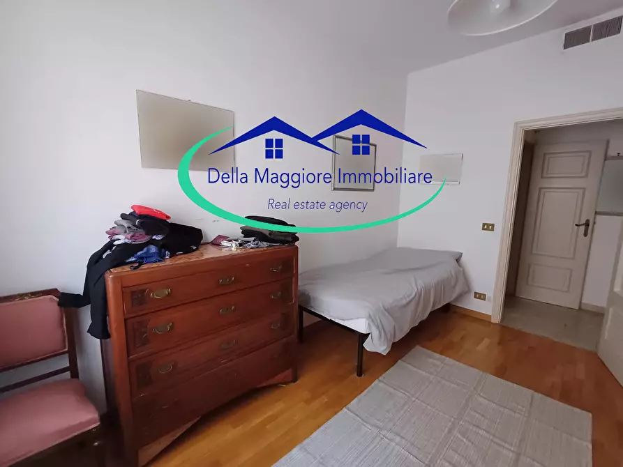 Immagine 19 di Appartamento in vendita  a Livorno