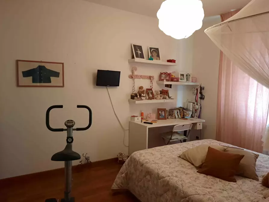 Immagine 18 di Villa in vendita  in via della prugnoliccia a Livorno