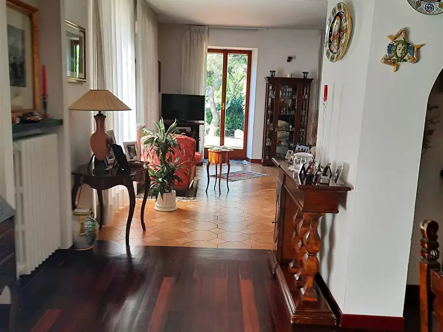 Immagine 20 di Appartamento in vendita  a Livorno