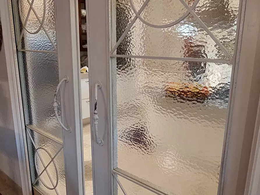 Immagine 22 di Villa in vendita  a Livorno