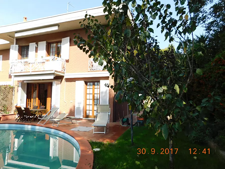 Immagine 26 di Casa bifamiliare in vendita  a Livorno