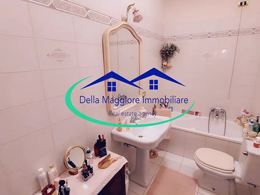 Immagine 22 di Appartamento in vendita  in via delle sorgenti a Livorno