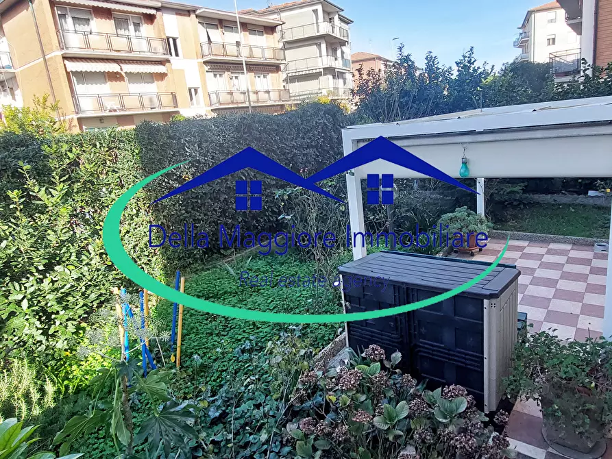 Immagine 56 di Appartamento in vendita  in via delle abetelle a Livorno