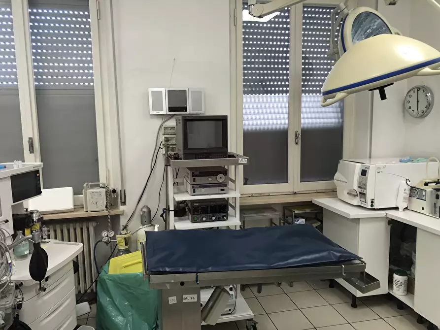 Immagine 6 di Ufficio in affitto  a Parma