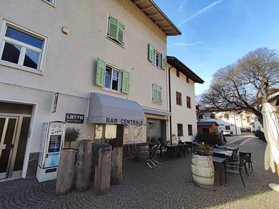 Immagine 2 di Bar / Ristorante in vendita  in località i laghetti a Egna .Neumarkt.