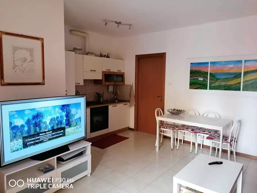 Immagine 1 di Bilocale in vendita  in Via D' ancona a Ancona