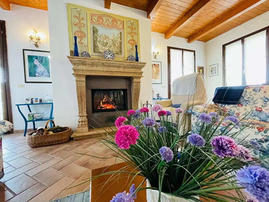 Immagine 24 di Rustico / casale in vendita  in morrovalle a Morrovalle