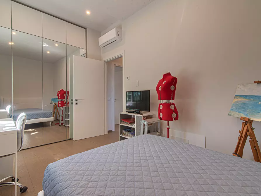 Immagine 12 di Trilocale in vendita  a Falconara Marittima